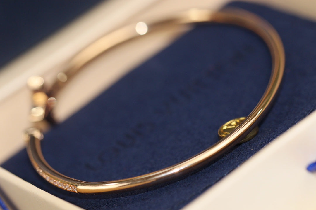 [Elara jewelsry ]IDYLLE PINK GOLD OPEN BRACELET DIAMOND PAVED