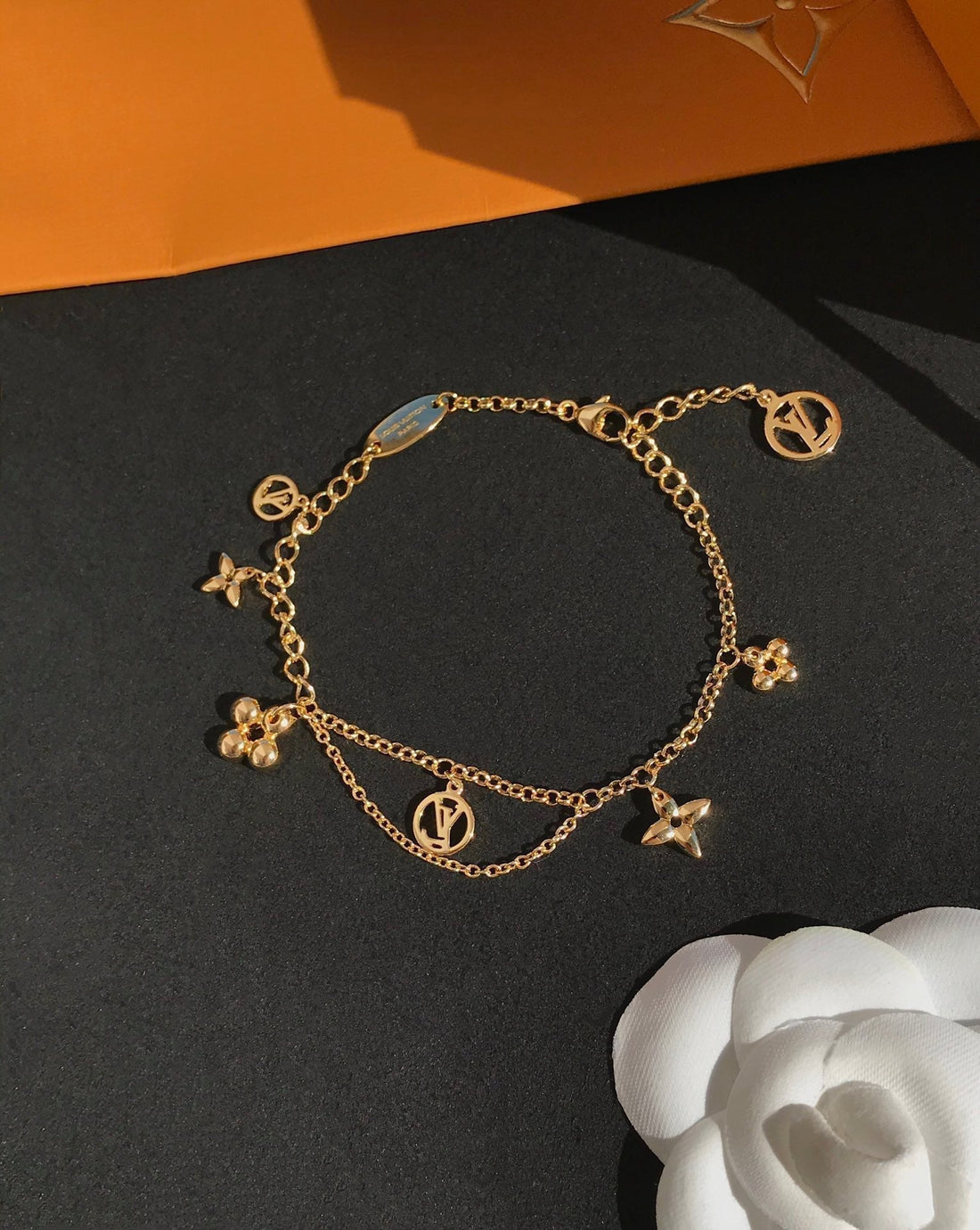 [Elara jewelsry ]BLOOMING PINK GOLD MOP BRACELET