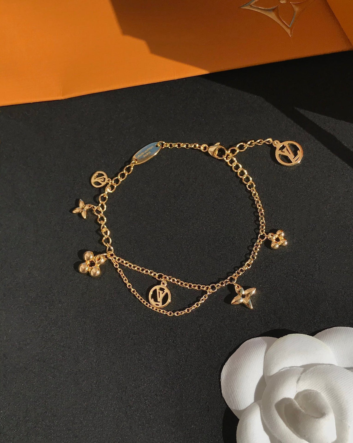[Elara jewelsry ]BLOOMING PINK GOLD MOP BRACELET
