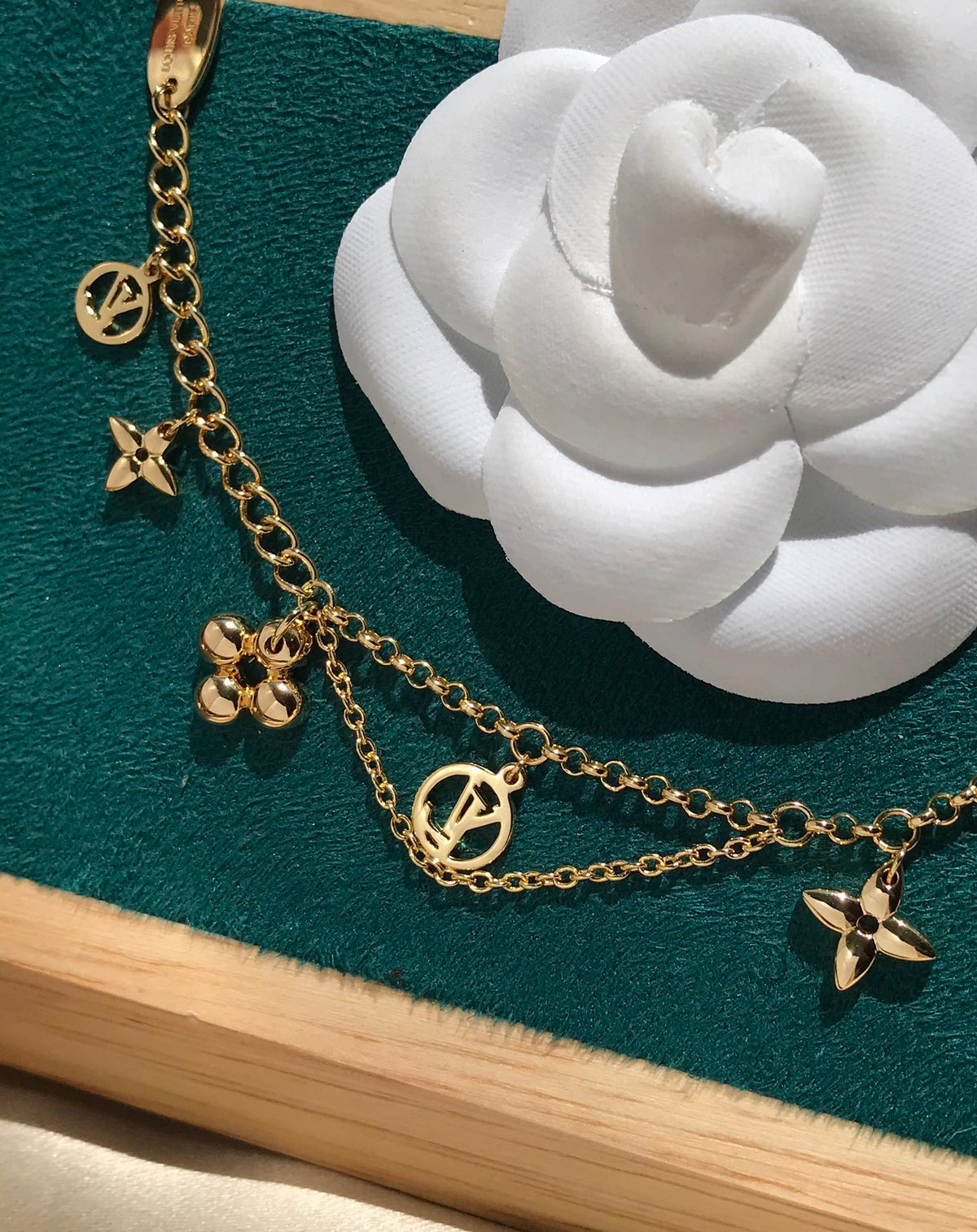 [Elara jewelsry ]BLOOMING PINK GOLD MOP BRACELET