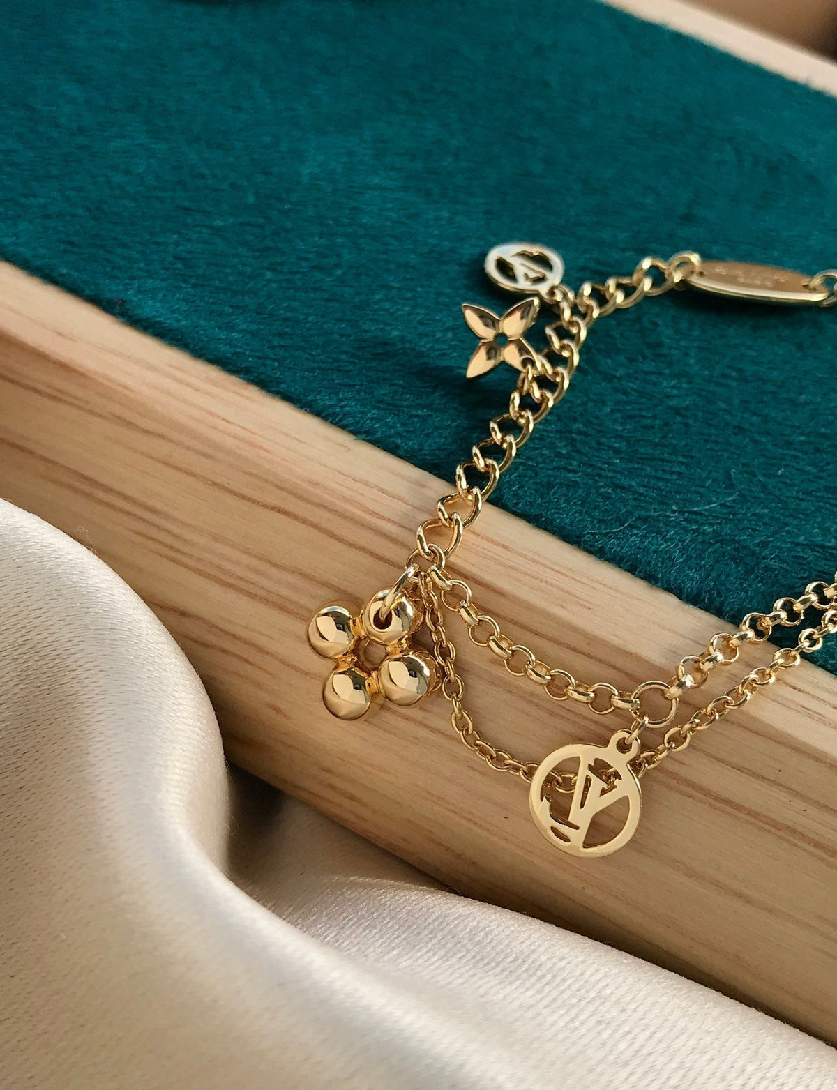 [Elara jewelsry ]BLOOMING PINK GOLD MOP BRACELET