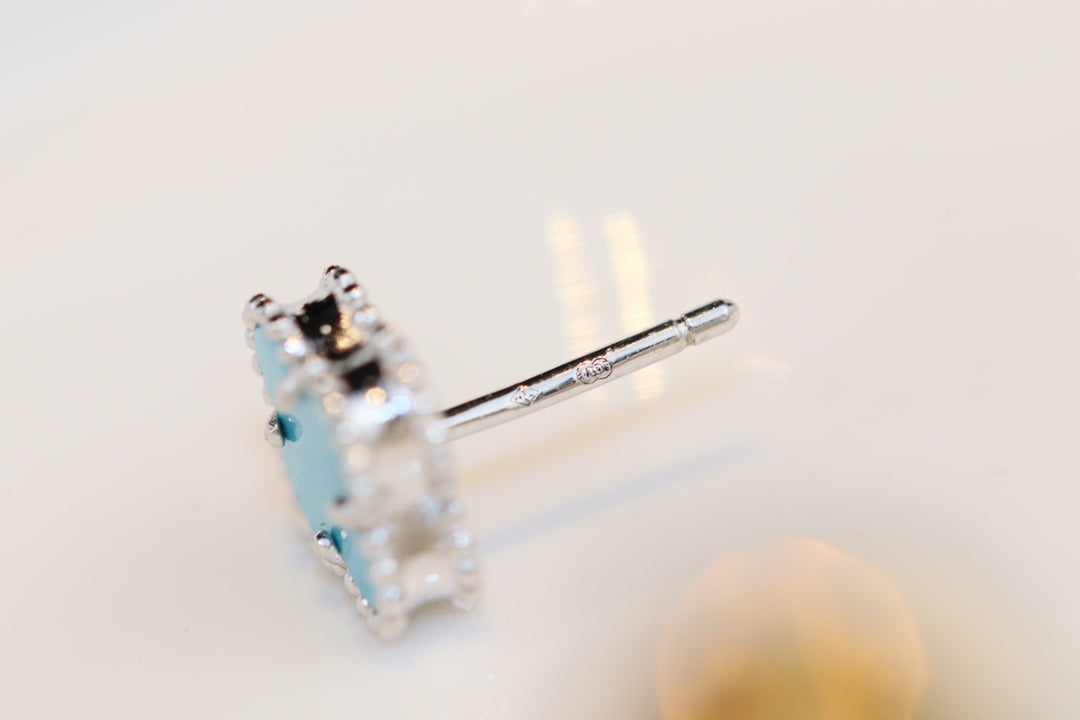 [Elara jewelsry ]CLOVER MINI TURQUOISE SILVER STUD EARRINGS