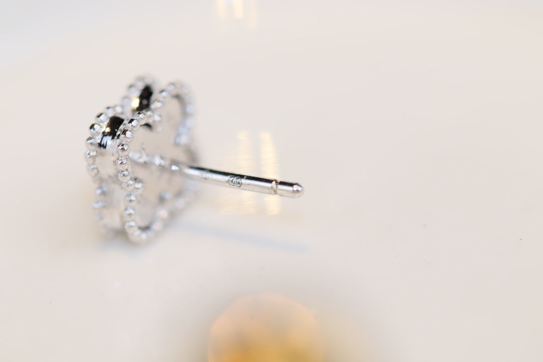 [Elara jewelsry ]CLOVER MINI TURQUOISE SILVER STUD EARRINGS