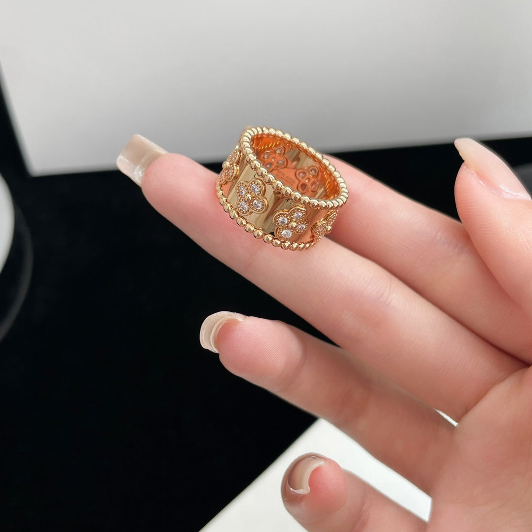 [Elara jewelsry ]PERLEE DIAMOND LARGE RING