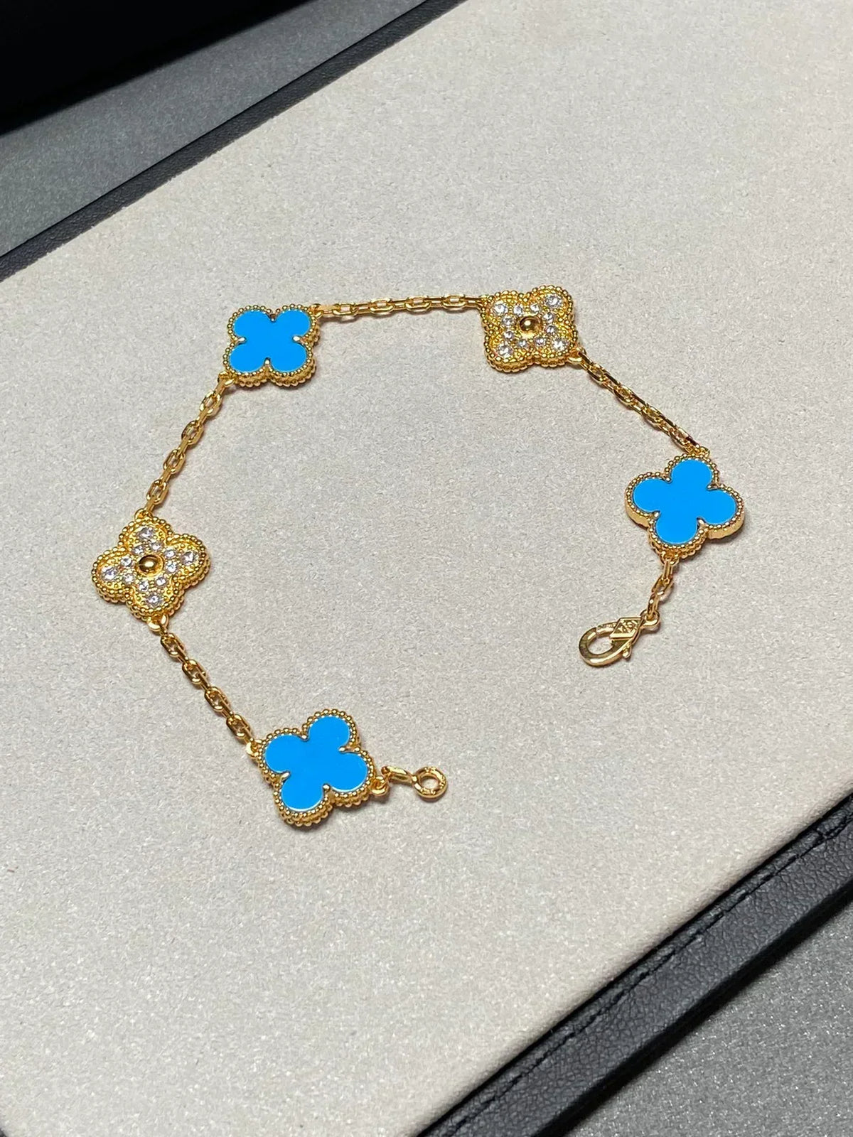 [Elara jewelsry ] CLOVER 5 MOTIF BLUE AGATE BRACELET COLLECTION
