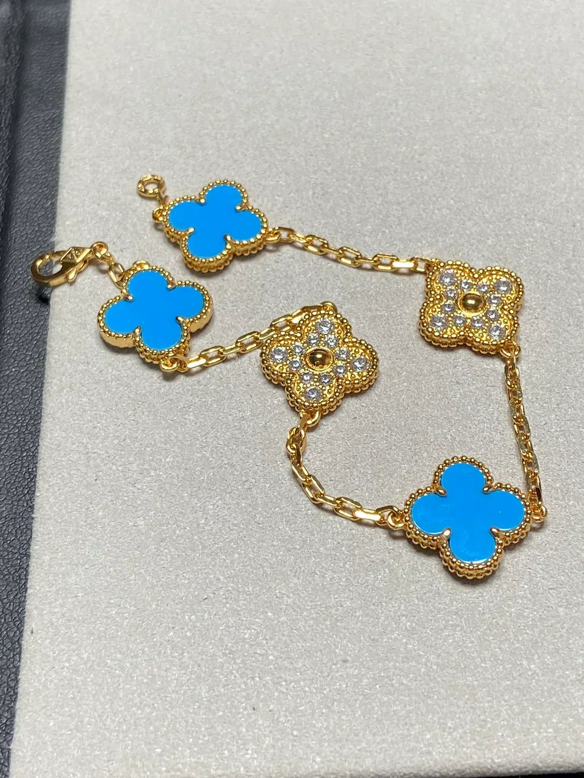 [Elara jewelsry ] CLOVER 5 MOTIF BLUE AGATE BRACELET COLLECTION