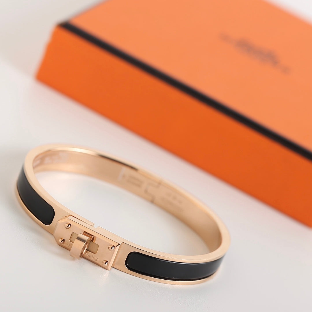 [Elara jewelsry ]HM KELLY BLACK BRACELET