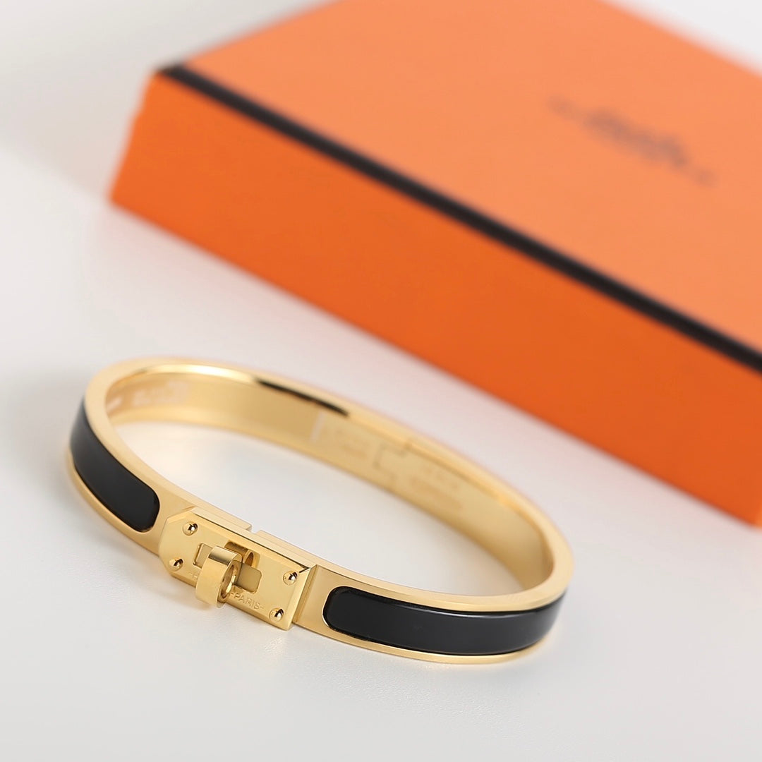 [Elara jewelsry ]HM KELLY BLACK BRACELET