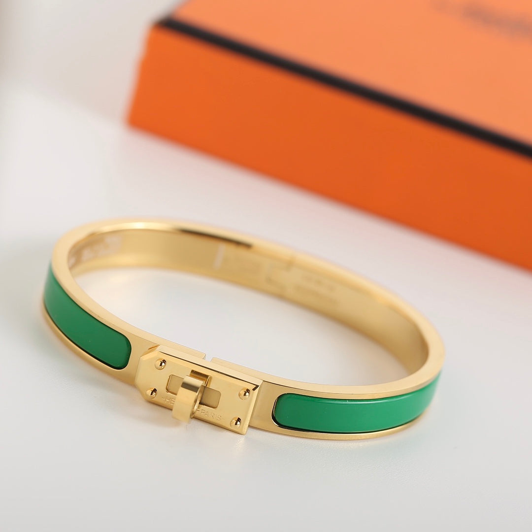 [Elara jewelsry ]HM KELLY GREEN BRACELET