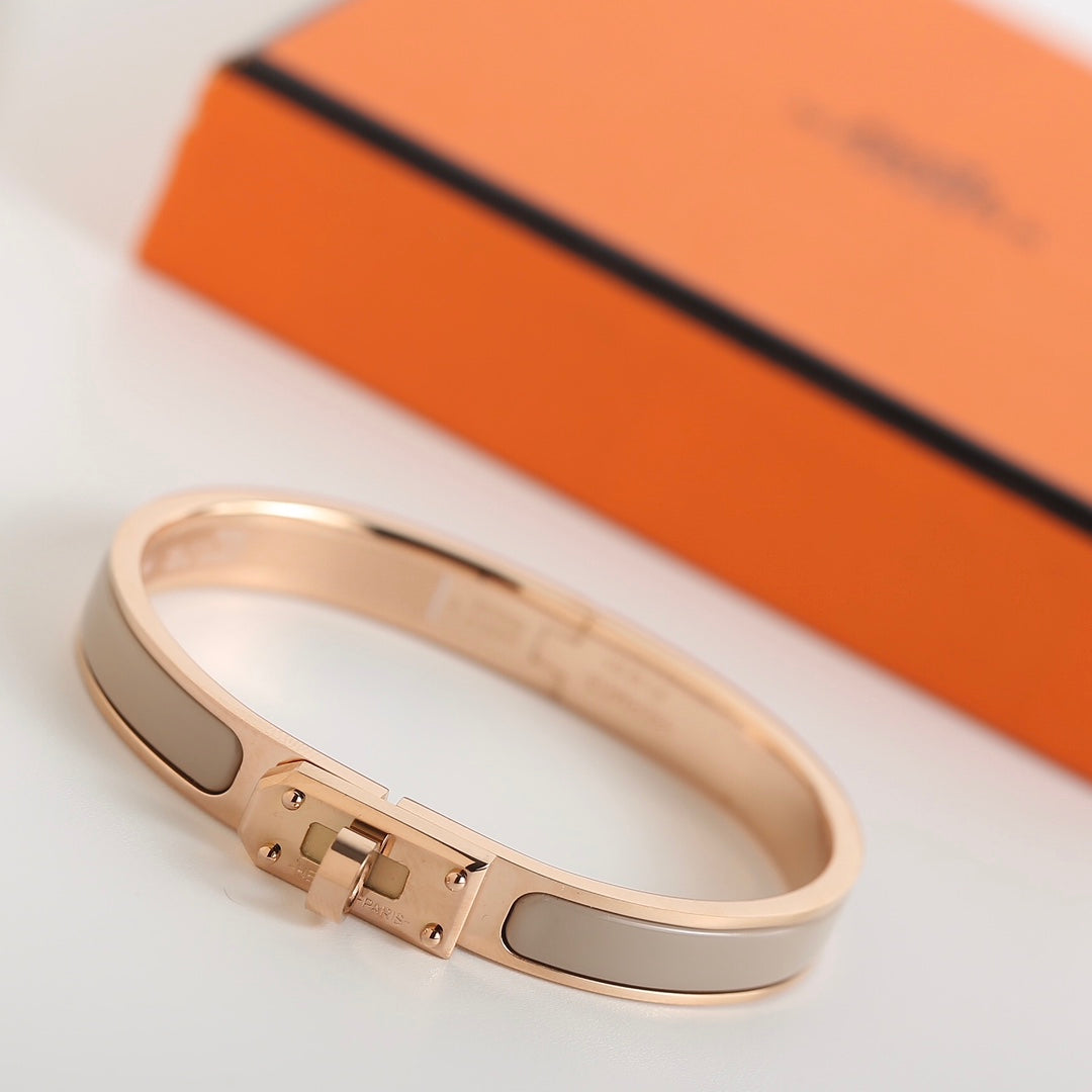 [Elara jewelsry ]HM KELLY GREY BRACELET