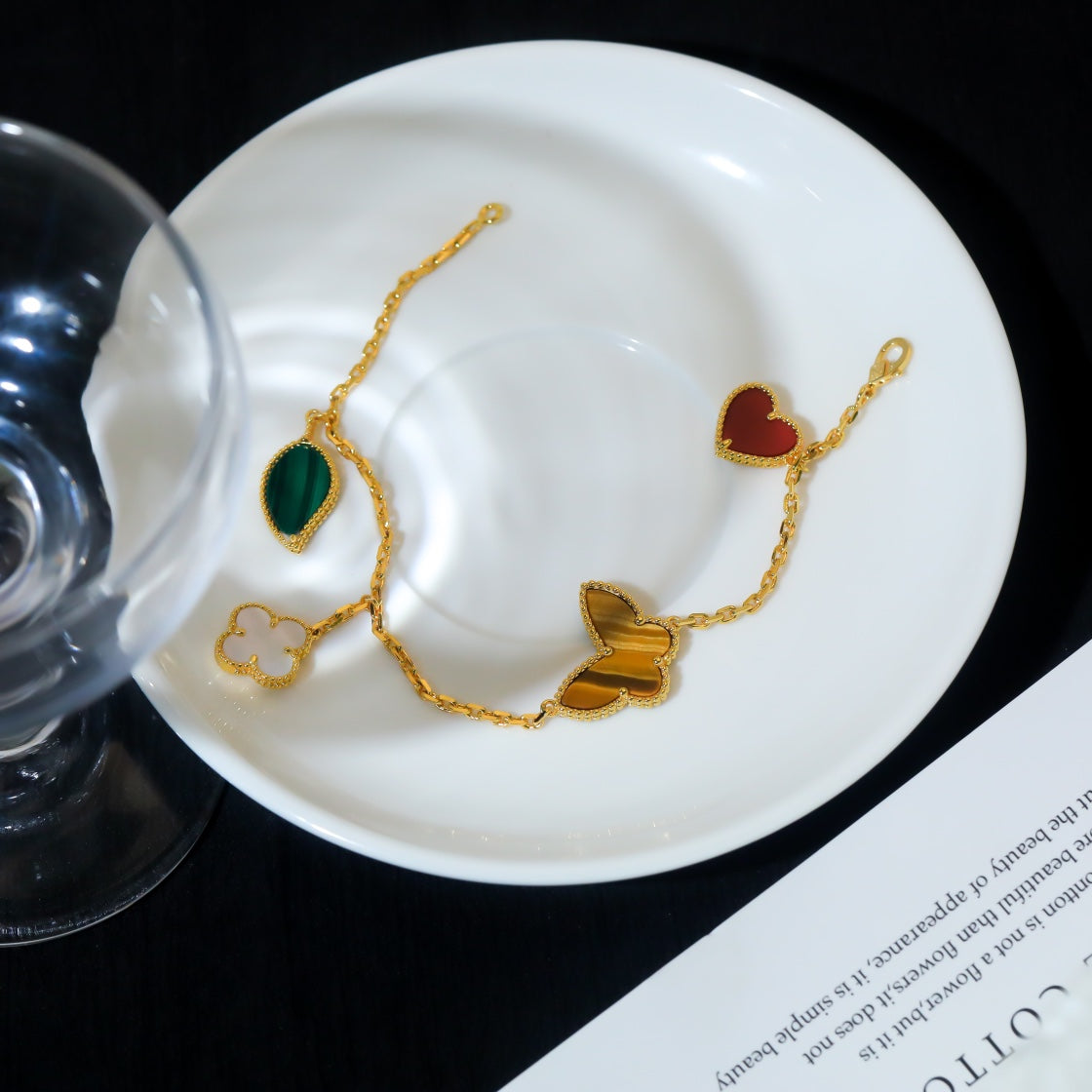 [Elara jewelsry ]LUCKY SPRING 5 MOTIF GOLD BRACELET