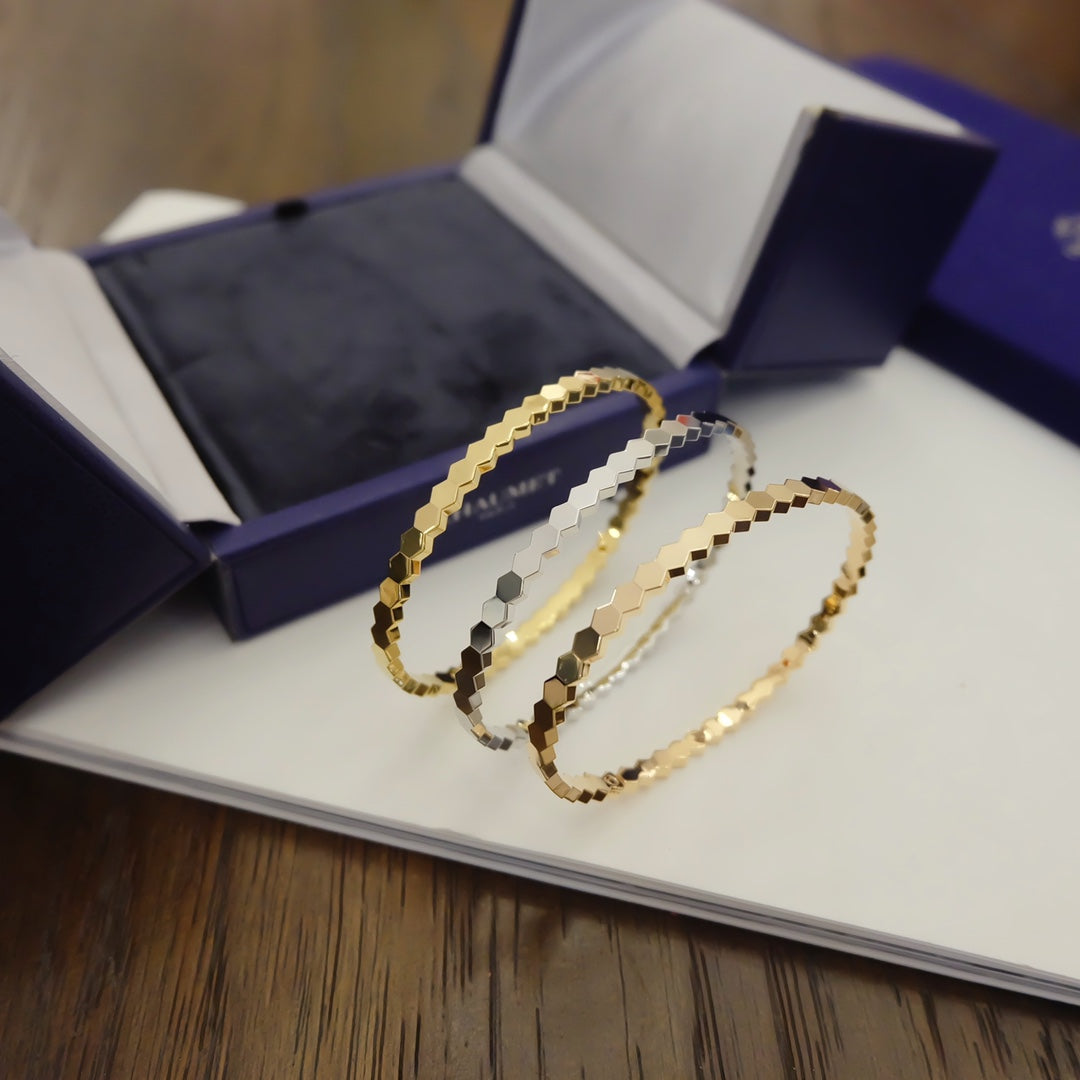 [Elara jewelsry ]BEE LOVE BRACELET