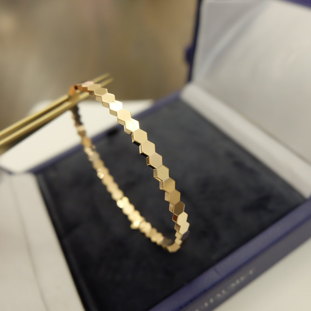 [Elara jewelsry ]BEE LOVE BRACELET