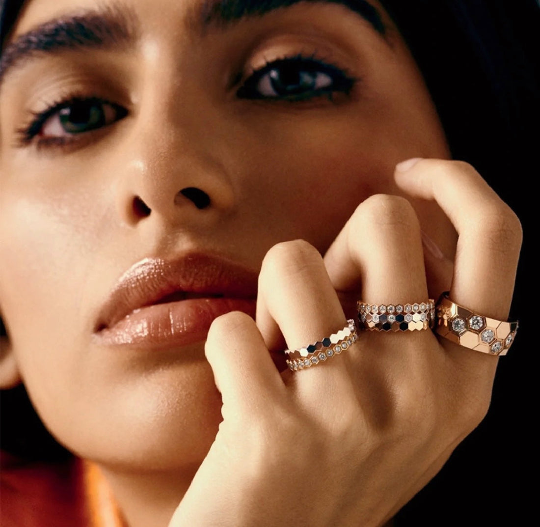 [Elara jewelsry ]BEE LOVE DIAMOND LARGE RING