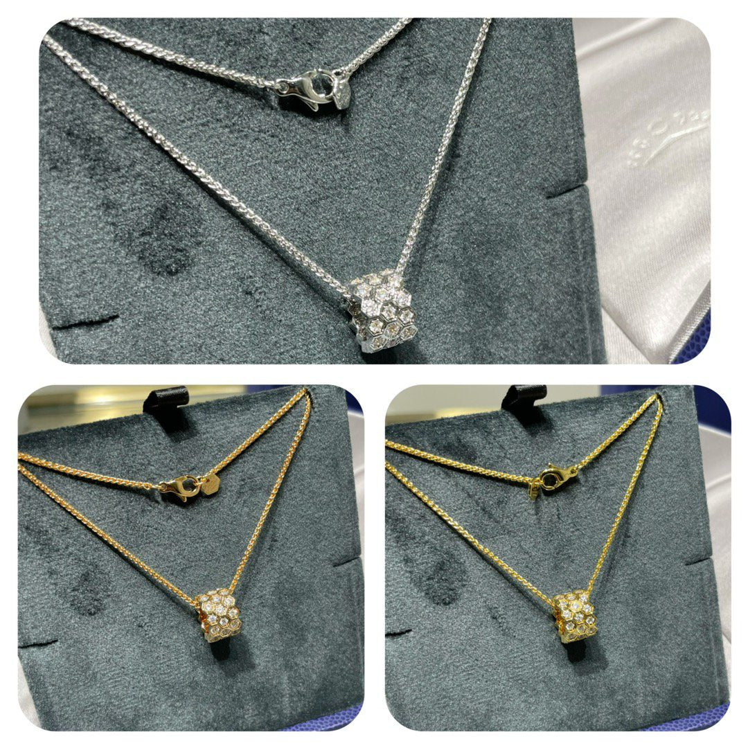 [Elara jewelsry ]BEE LOVE DIAMOND PAVED 3 ROW NECKLACE