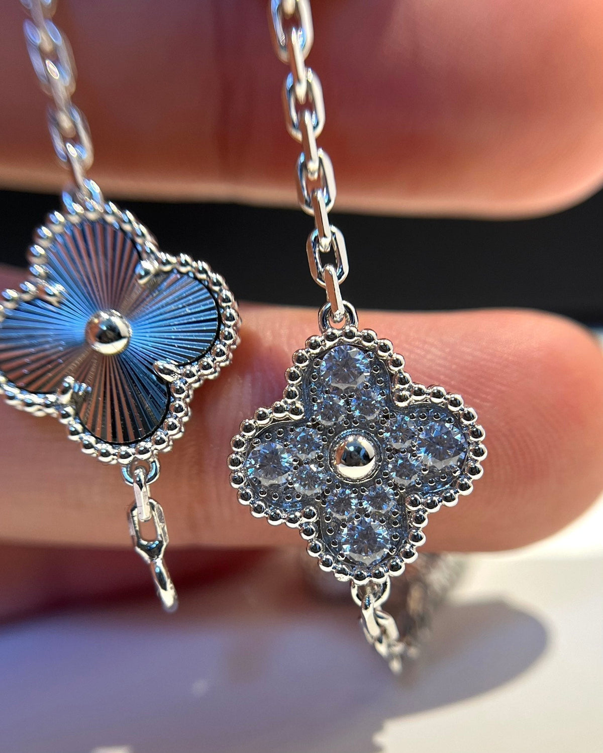 [Elara jewelsry ] CLOVER 5 MOTIF LASER BRACELET COLLECTION