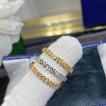 [Elara jewelsry ]BEE LOVE DIAMOND PAVED SMALL RING