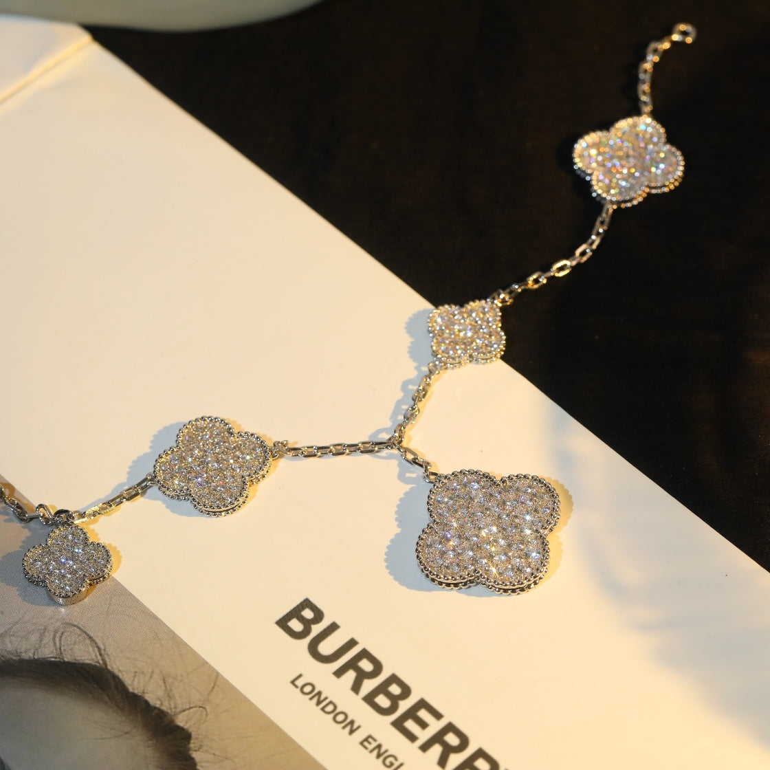 [Elara jewelsry ]CLOVER BRACELET 5 MOTIF SILVER DIAMOND PAVED