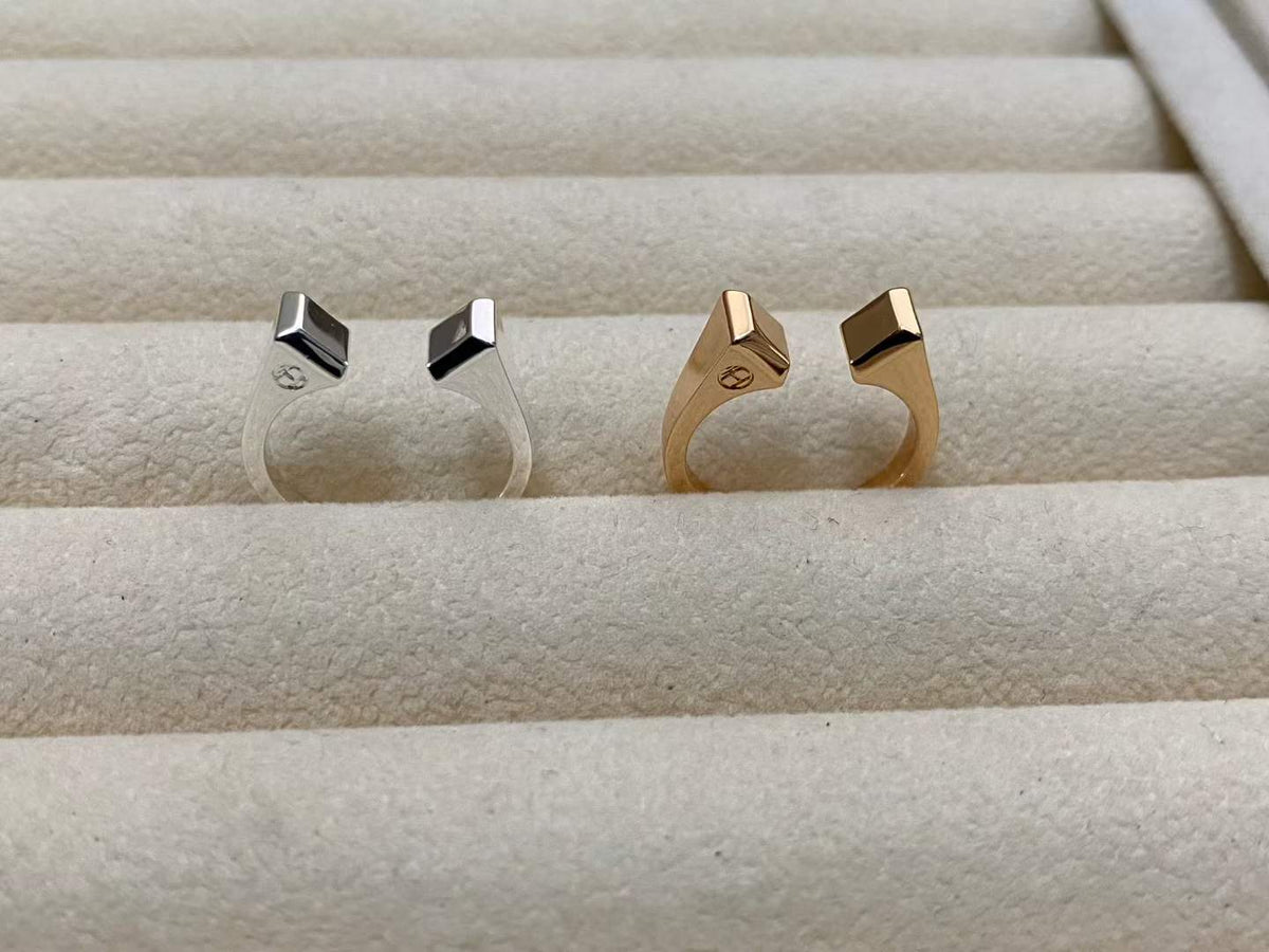 [Elara jewelsry]THE CONE RIVET RING IS OPEN AND ONE SIZE FITS ALL