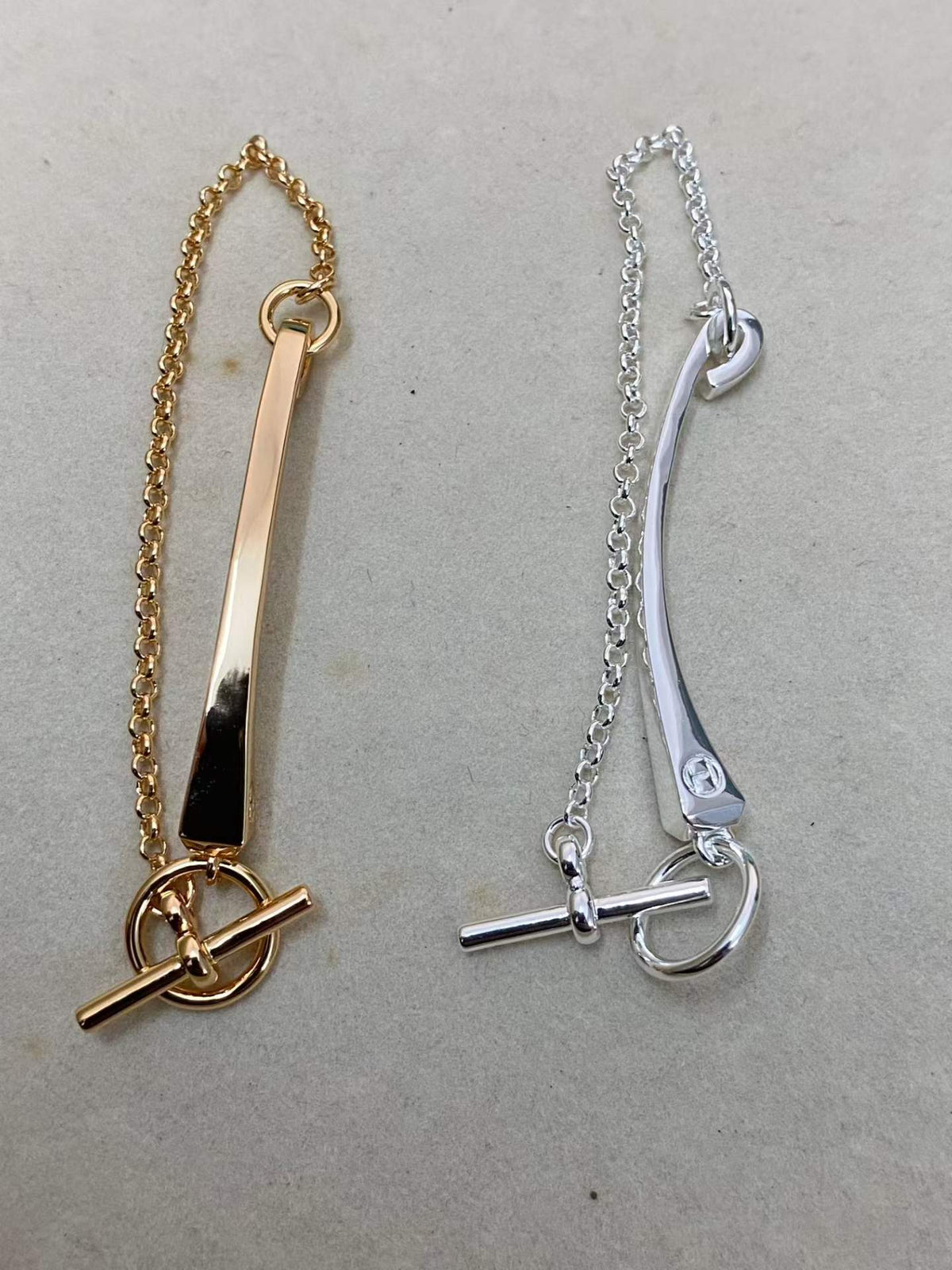 [Elara jewelsry]CLOU DE FORGE BRACELET WITH SQUARE CONE STUDS