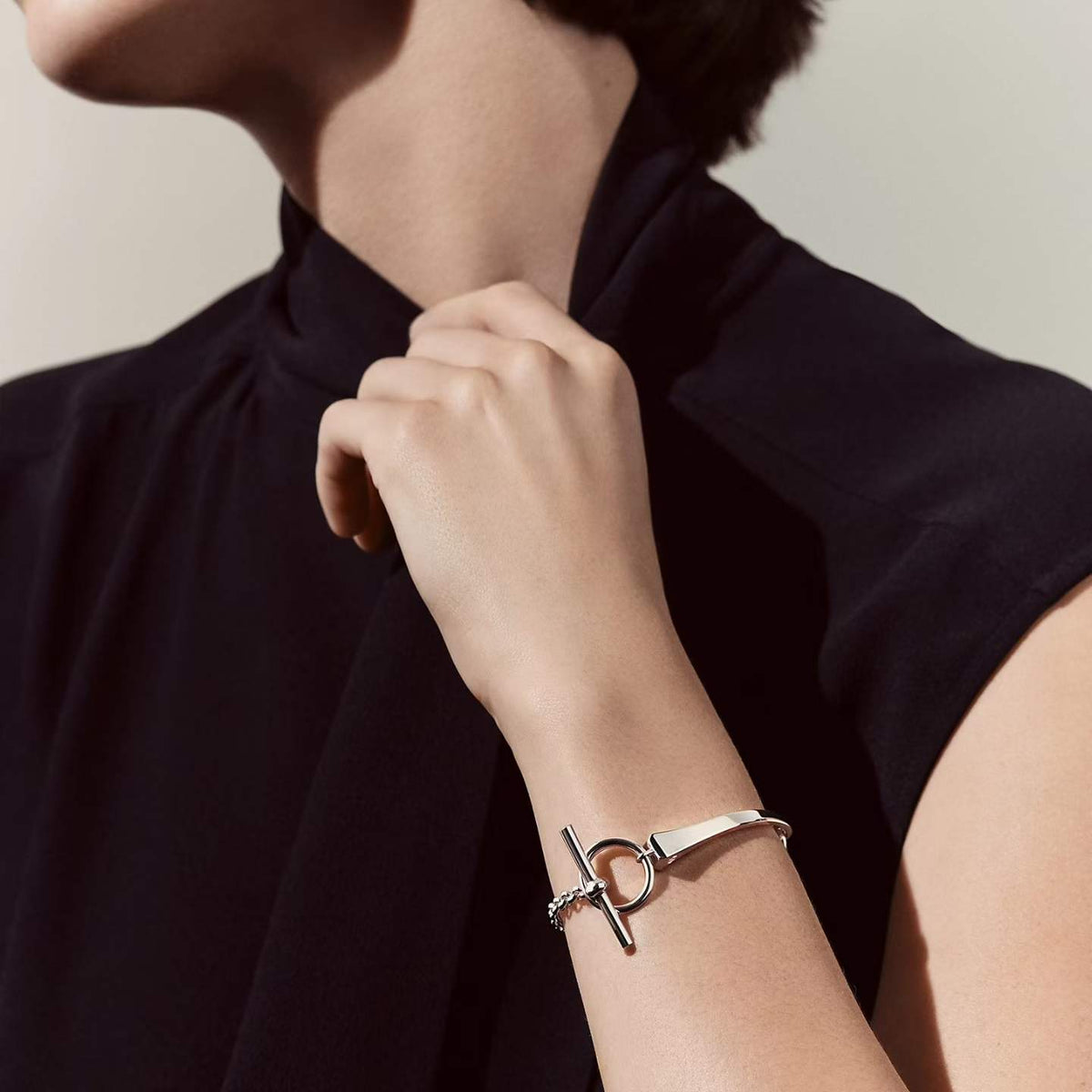 [Elara jewelsry]CLOU DE FORGE BRACELET WITH SQUARE CONE STUDS