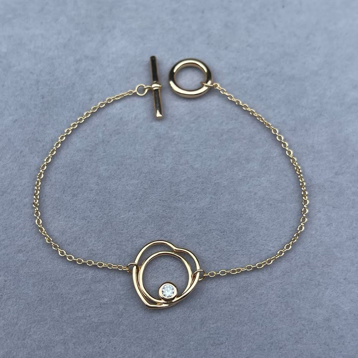 [Elara jewelsry]HOLLOW HEART SINGLE DIAMOND BRACELET