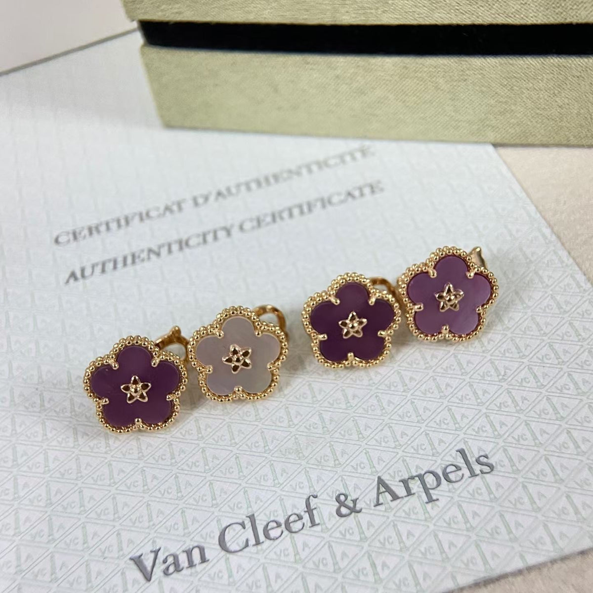 [Elara jewelsry]NEW PURPLE PLUM FRAGRANCE PLUM BLOSSOM GOLD EARRINGS