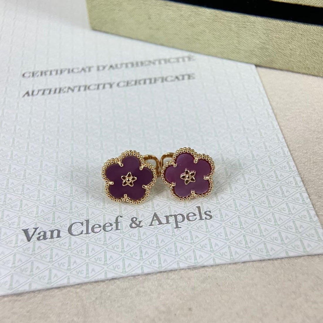 [Elara jewelsry]NEW PURPLE PLUM FRAGRANCE PLUM BLOSSOM GOLD EARRINGS