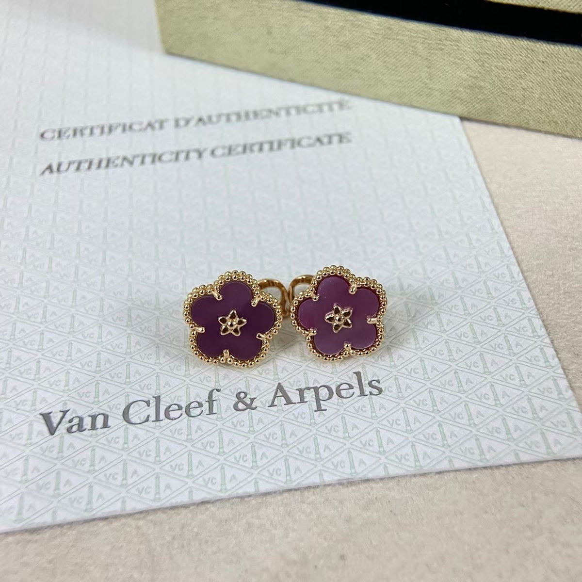 [Elara jewelsry]NEW PURPLE PLUM FRAGRANCE PLUM BLOSSOM GOLD EARRINGS