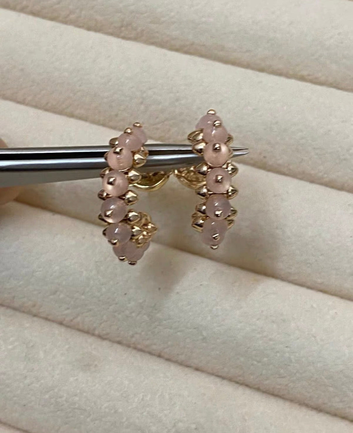 [Elara jewelsry]CLASH COLLECTION AGATE CHALCEDONY STUD EARRINGS