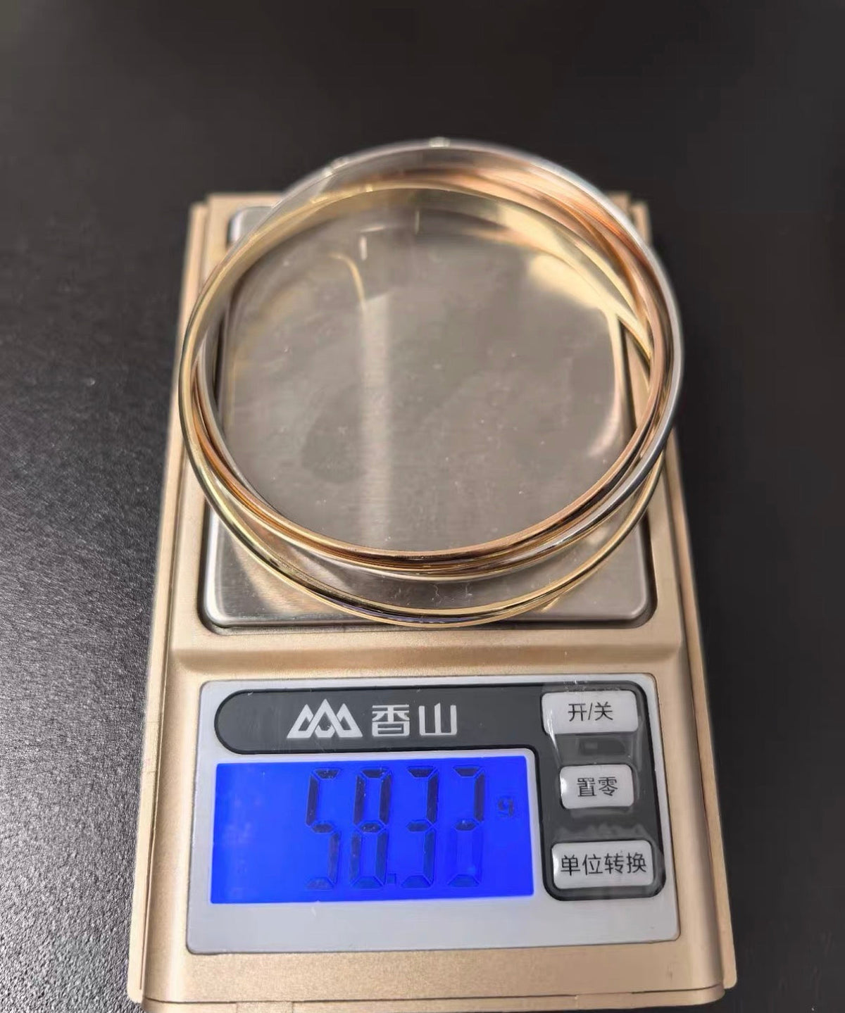 [Elara]TRINITY COLLECTION CLASSIC THREE-COLOUR GOLD TRIPLE BAND BANGLE