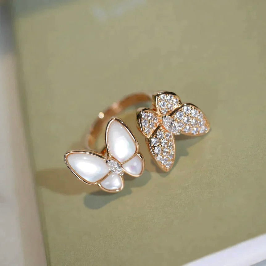 [Elara jewelsry ]TWIN BUTTERFLY DIAMOND MOP RING