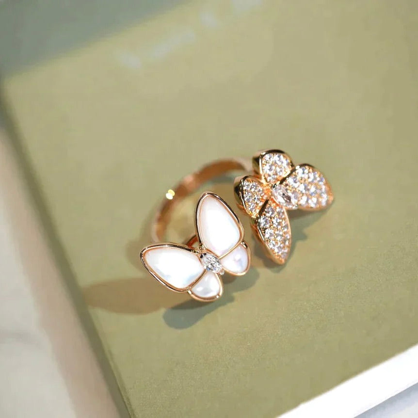 [Elara jewelsry ]TWIN BUTTERFLY DIAMOND MOP RING