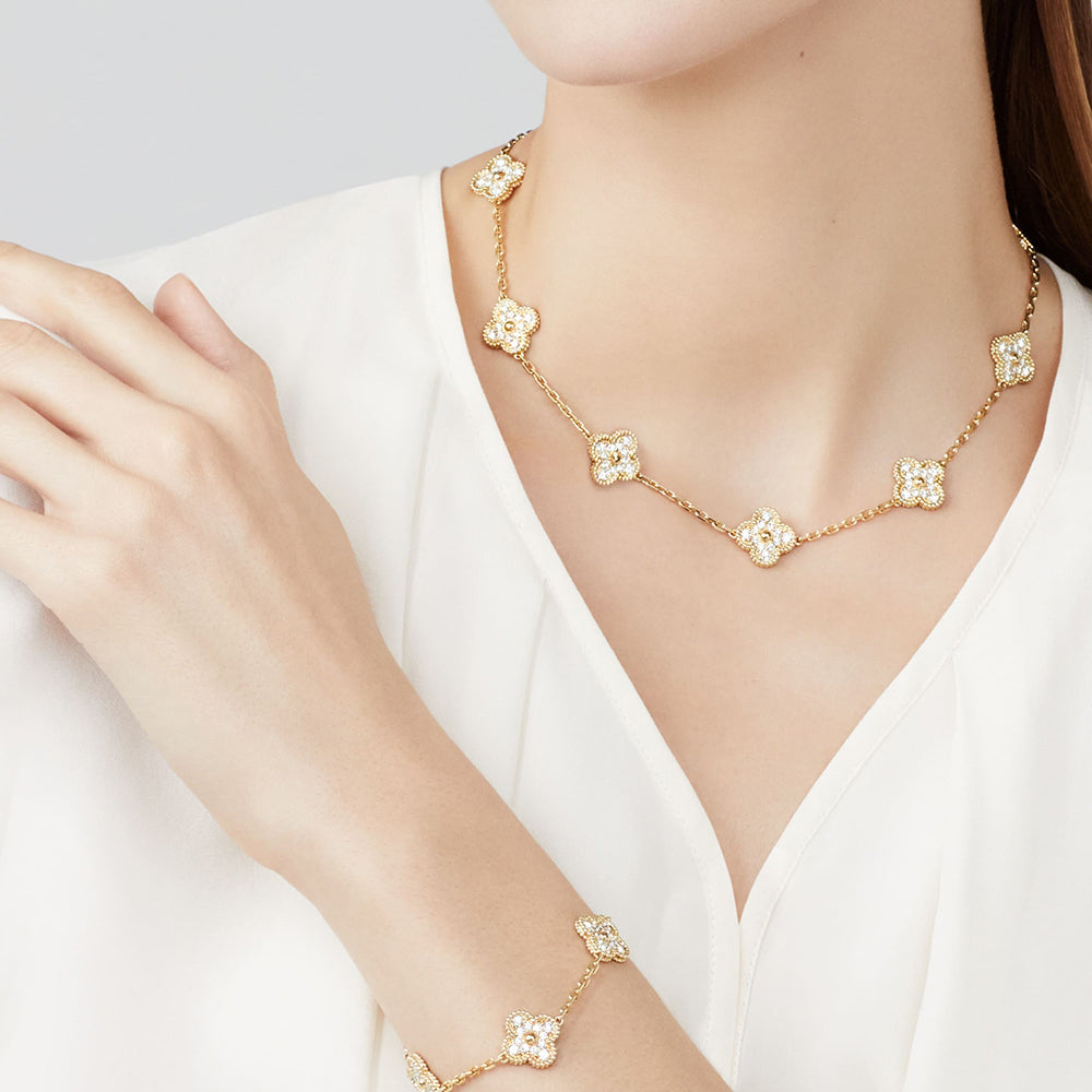 [Elara jewelsry ]CLOVER 10 MOTIFS DIAMOND NECKLACE