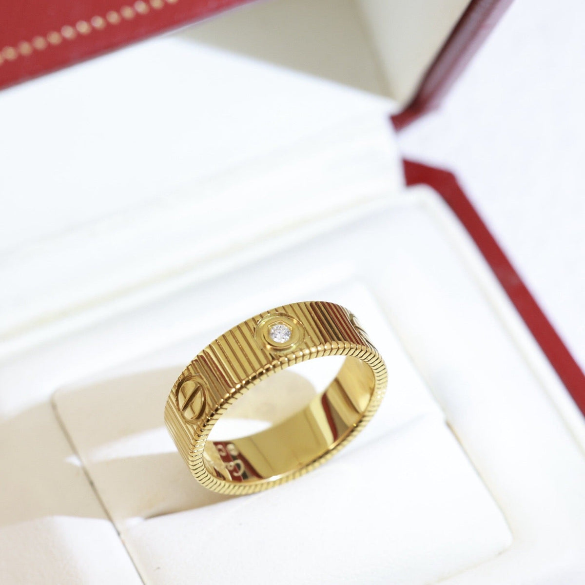 [Elara jewelsry]LOVE 6.5MM UNLIMITED 3 DIAMONDS RING