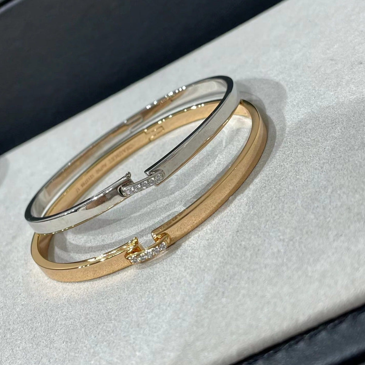 [Elara jewelsry ]LIENS EVIDENCE DIAMOND BRACELET