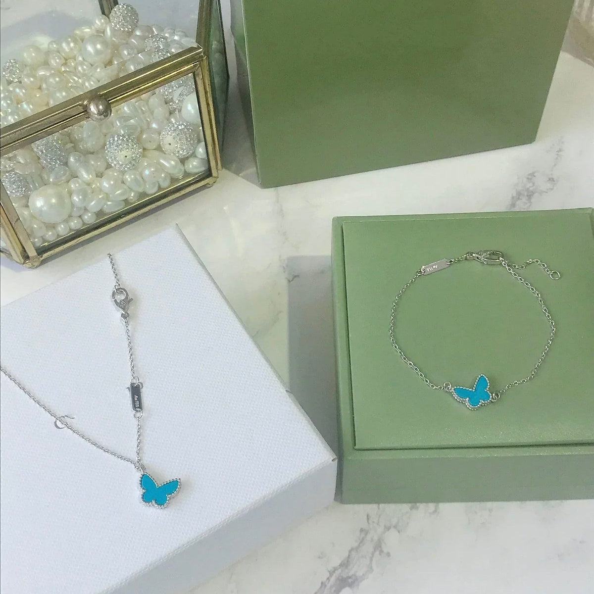 [Elara jewelsry ]BUTTERFLY TURQUOISE BUTTERFLY BRACELET SILVER