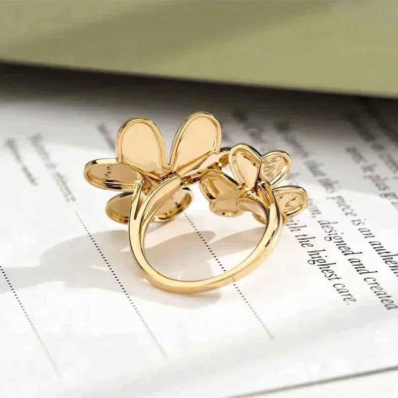 [Elara jewelsry ]CLOVER COMOS GOLD DIAMOND RING