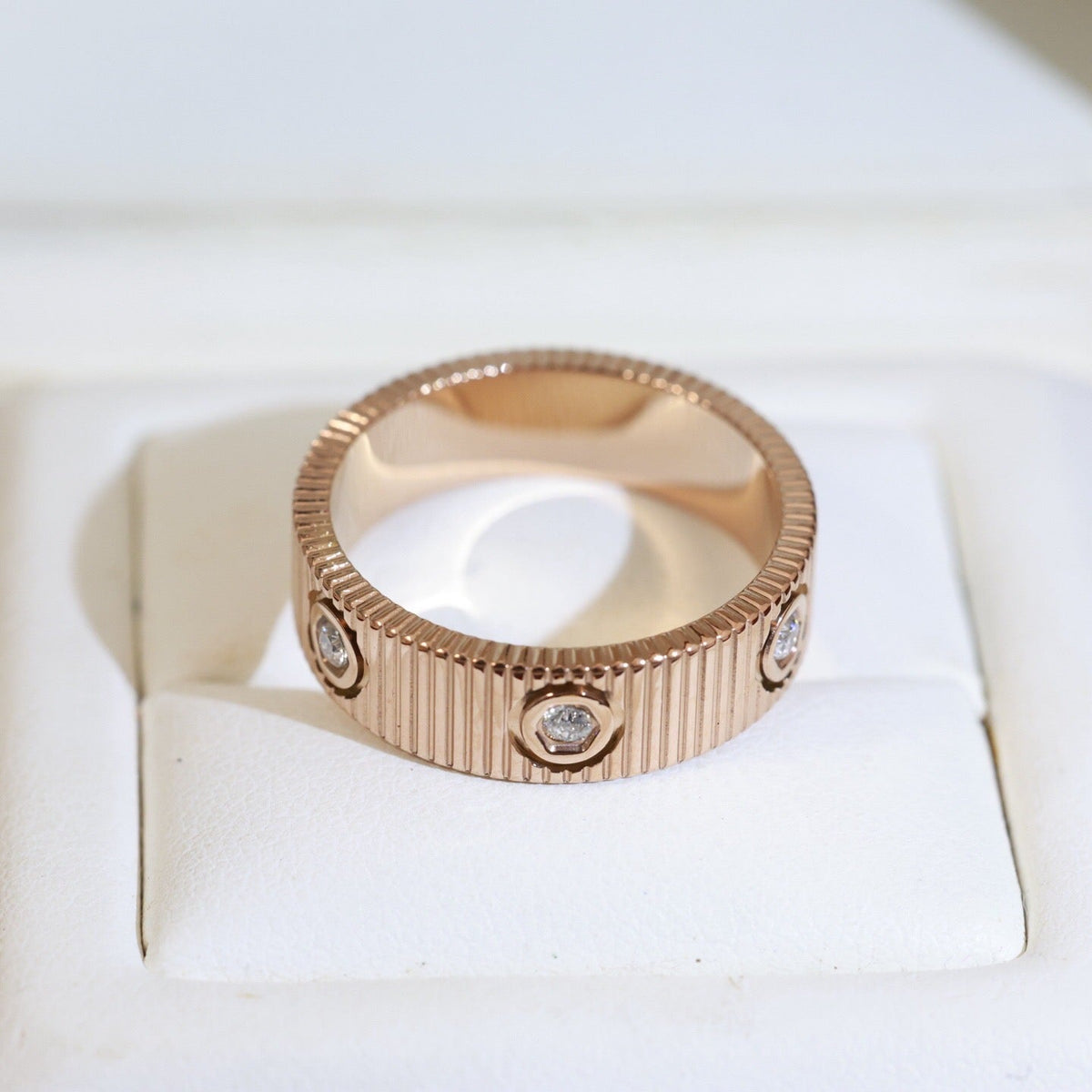 [Elara jewelsry]LOVE 6.5MM UNLIMITED 6 DIAMONDS RING