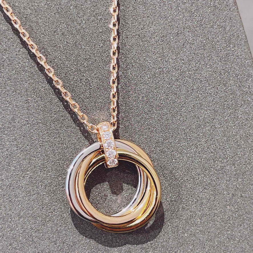 [Elara jewelsry ]TRINITY NECKLACE GOLD  DIAMONDS