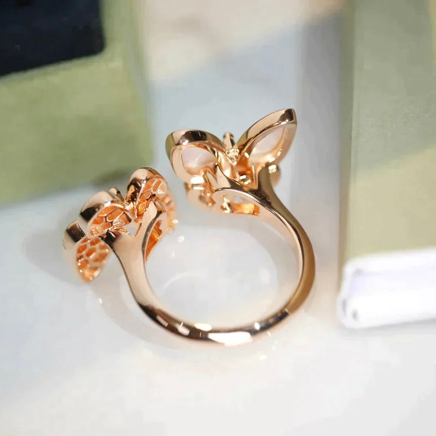 [Elara jewelsry ]TWIN BUTTERFLY DIAMOND MOP RING
