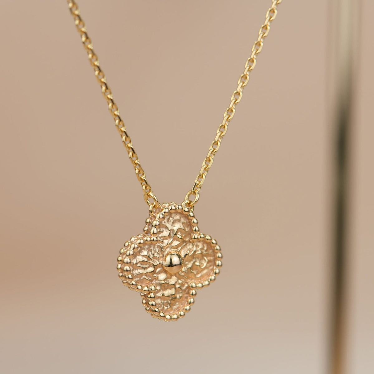 [Elara jewelsry ]CLOVER 15MM  BRONZING NECKLACE