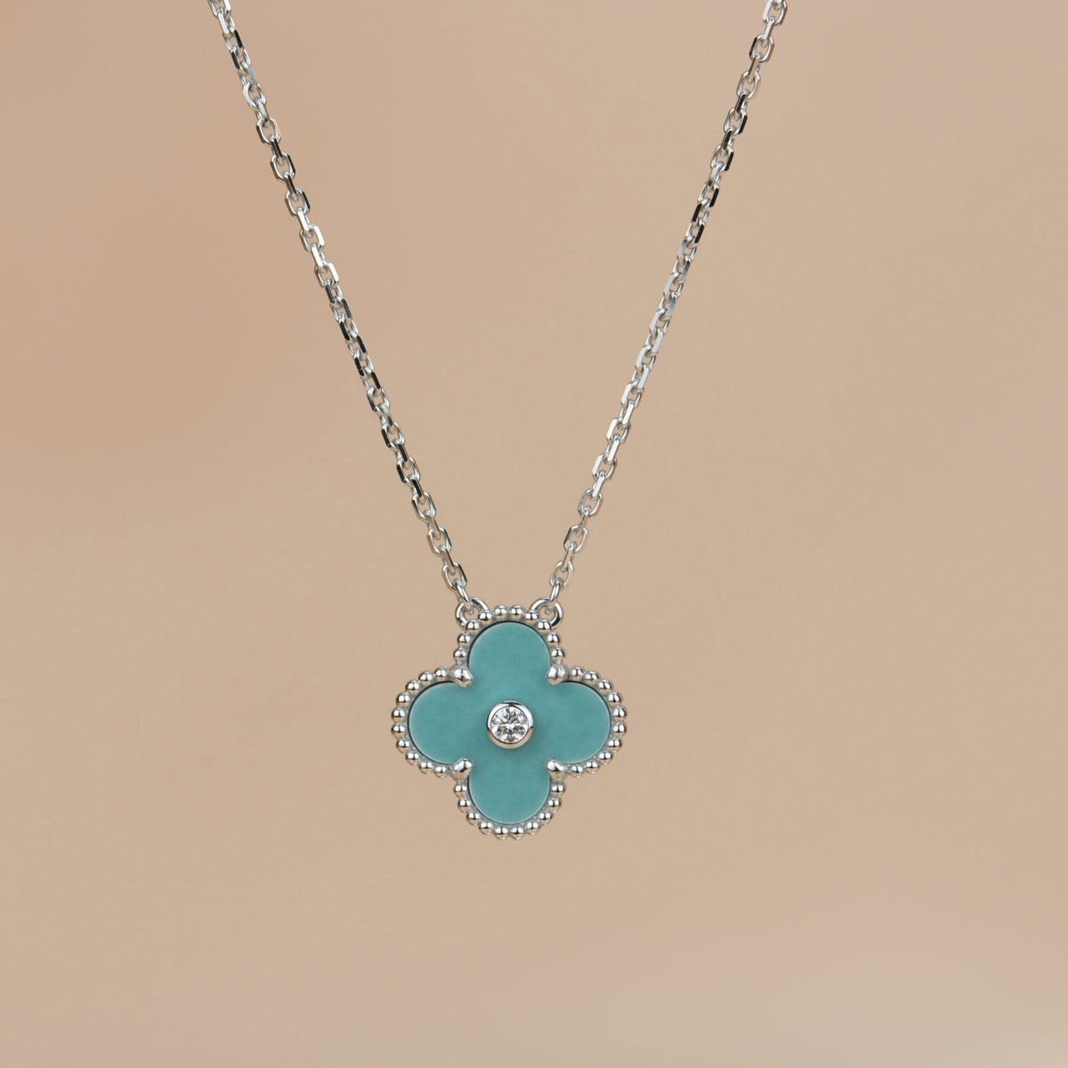 [Elara jewelsry ]CLOVER 15MM DIAMOND SVRES PORCELAIN  NECKLACE SILVER
