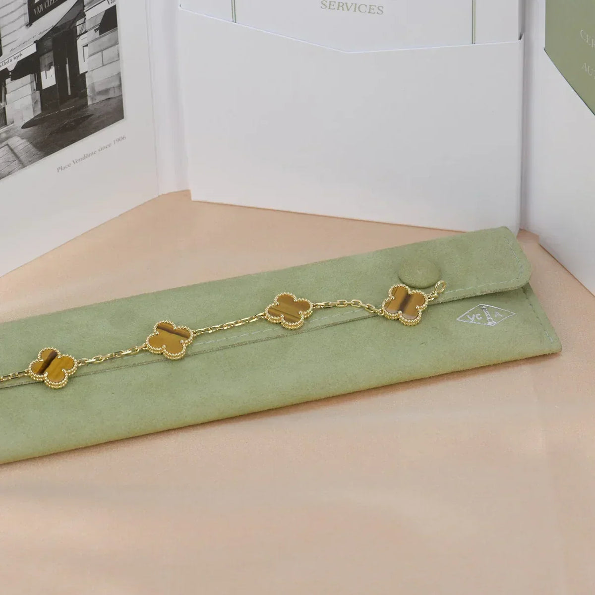 [Elara jewelsry ] CLOVER 5 MOTIFS TIGER EYE BRACELET COLLECTION