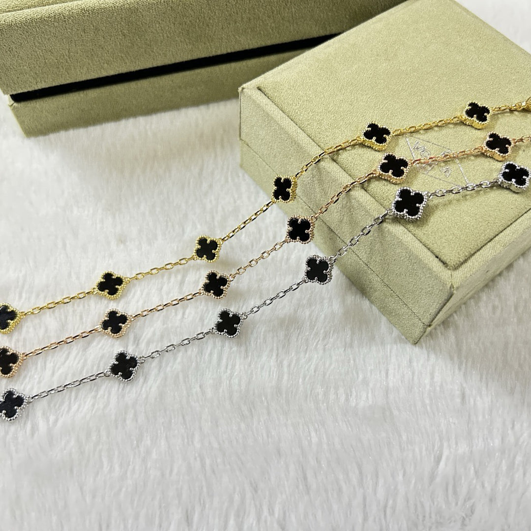 [Elara jewelsry ]CLOVER 6 MOTIF  ONYXS BRACELET