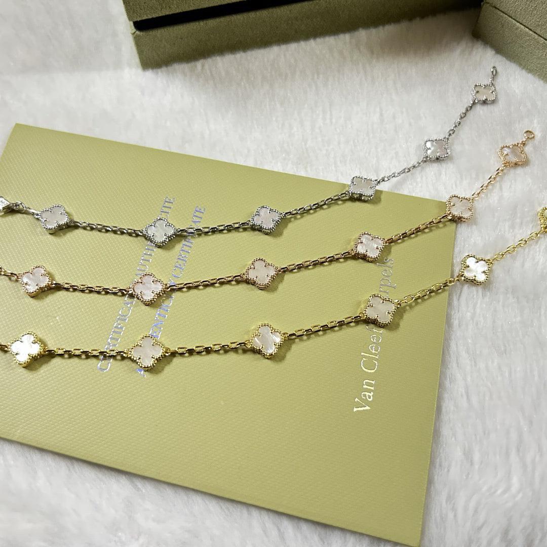 [Elara jewelsry ]CLOVER 6 MOTIF WHITE MOP BRACELET