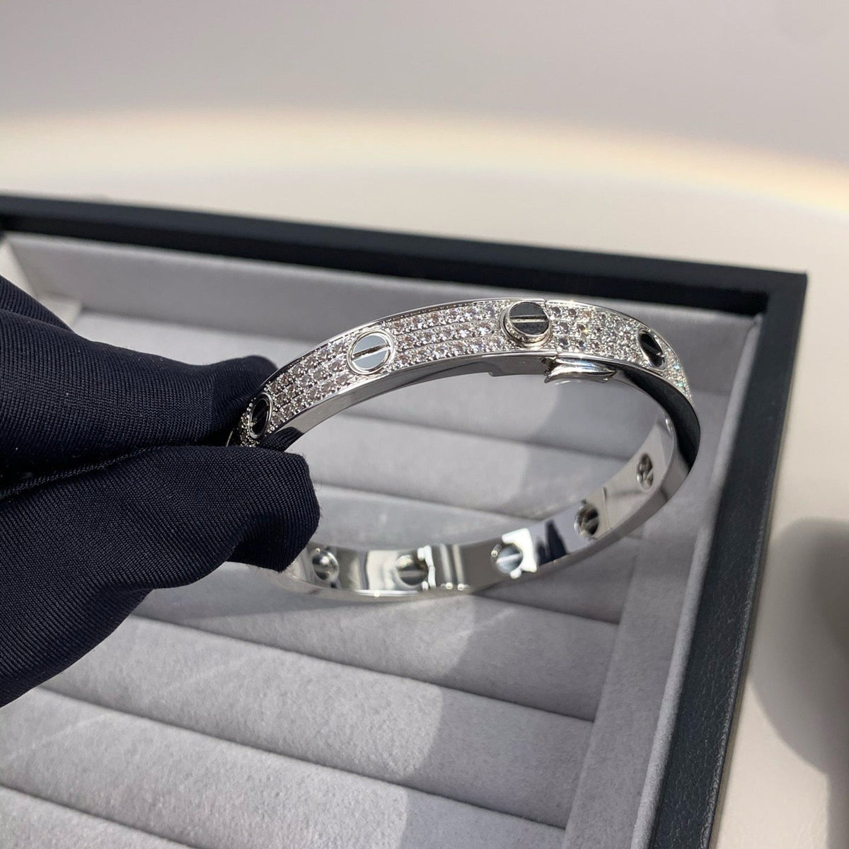 [Elara jewelsry ]LOVE BRACELET 6.1MM DIAMOND-PAVED CERAMIC