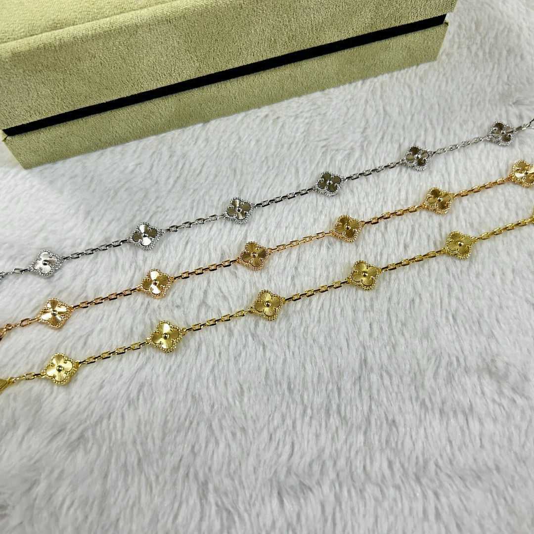 [Elara jewelsry ]CLOVER 6 MOTIF DIAMOND BRACELET
