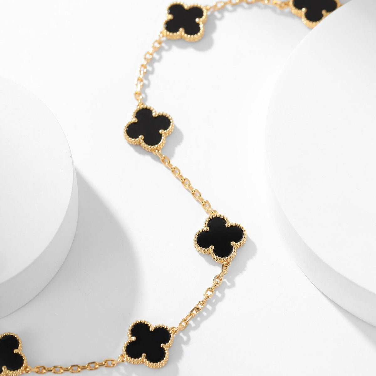 [Elara jewelsry ]CLOVER 10 MOTIFS ONYX NECKLACE