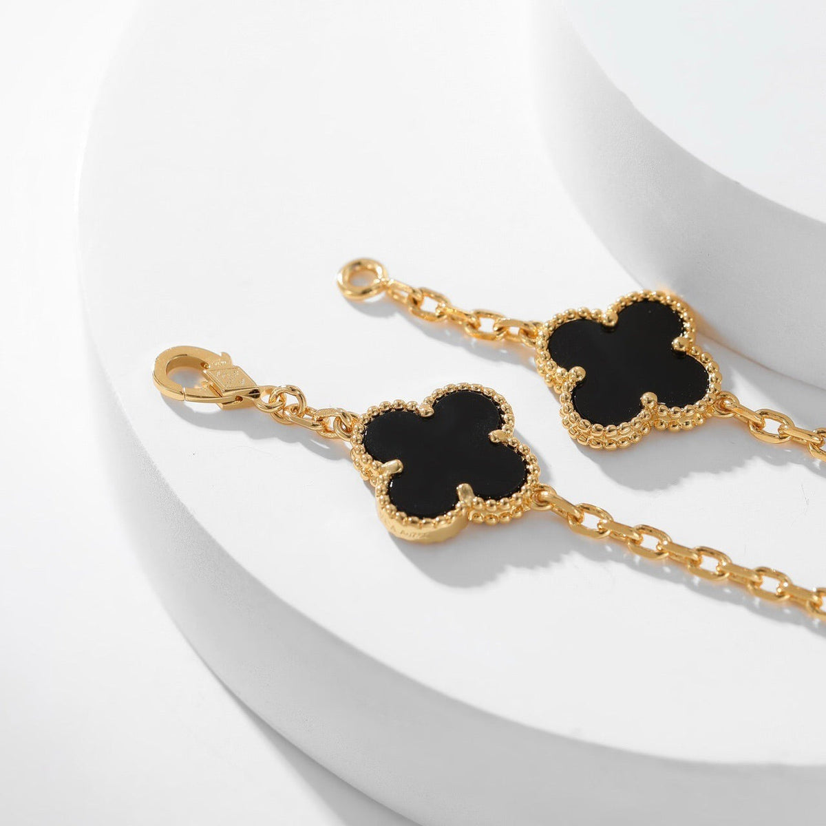 [Elara jewelsry ]CLOVER 10 MOTIFS ONYX NECKLACE